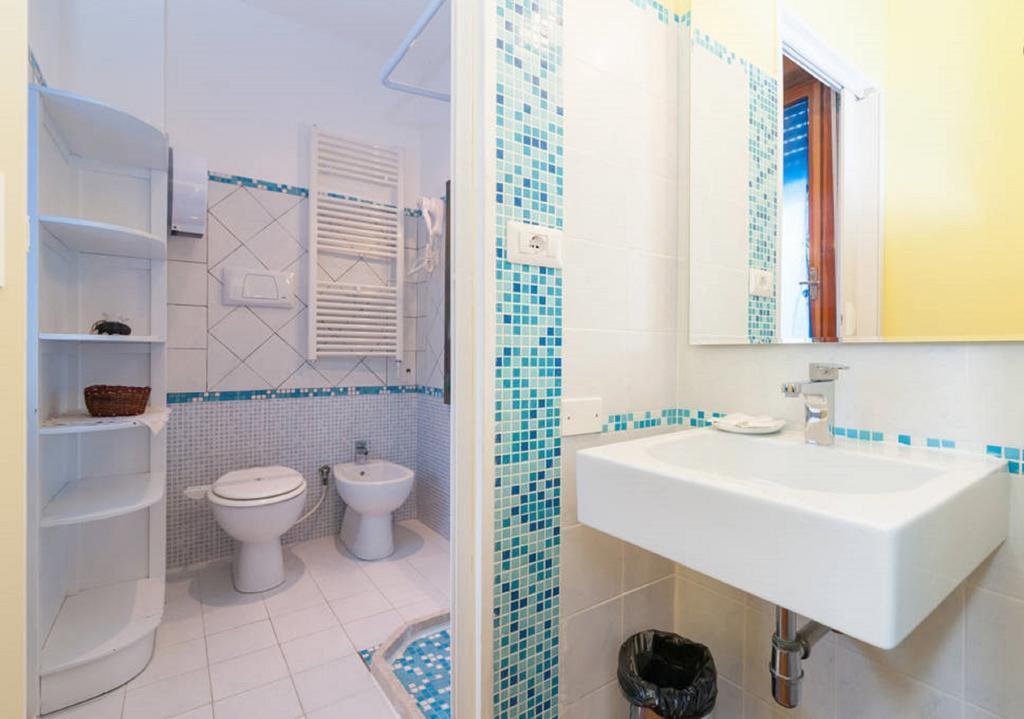 Moon House B&B Кальярі Номер фото